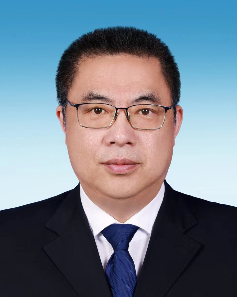 成人抖音
副厅长，乡村振兴局局长杨奕